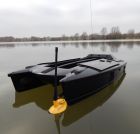 The eesi-klik bracket mounted at the front of the boat